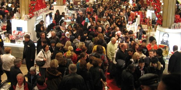 Black_Friday_Shopping_Crowd